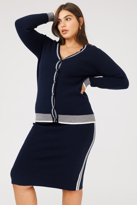 שמלות וחצאיות