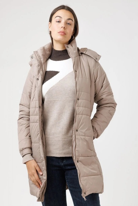 מעילים וג'קטים