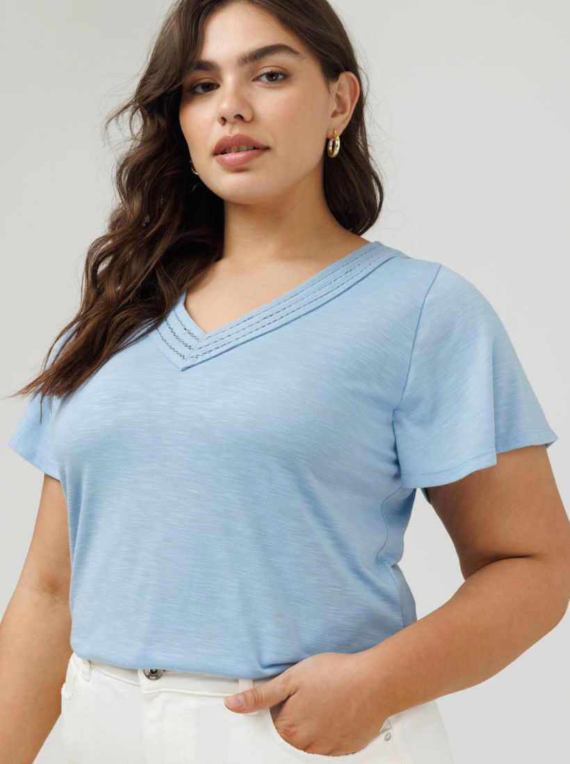 JUMP & ONOT,129.9000,חולצה וי רקמה פרומו,in-stock