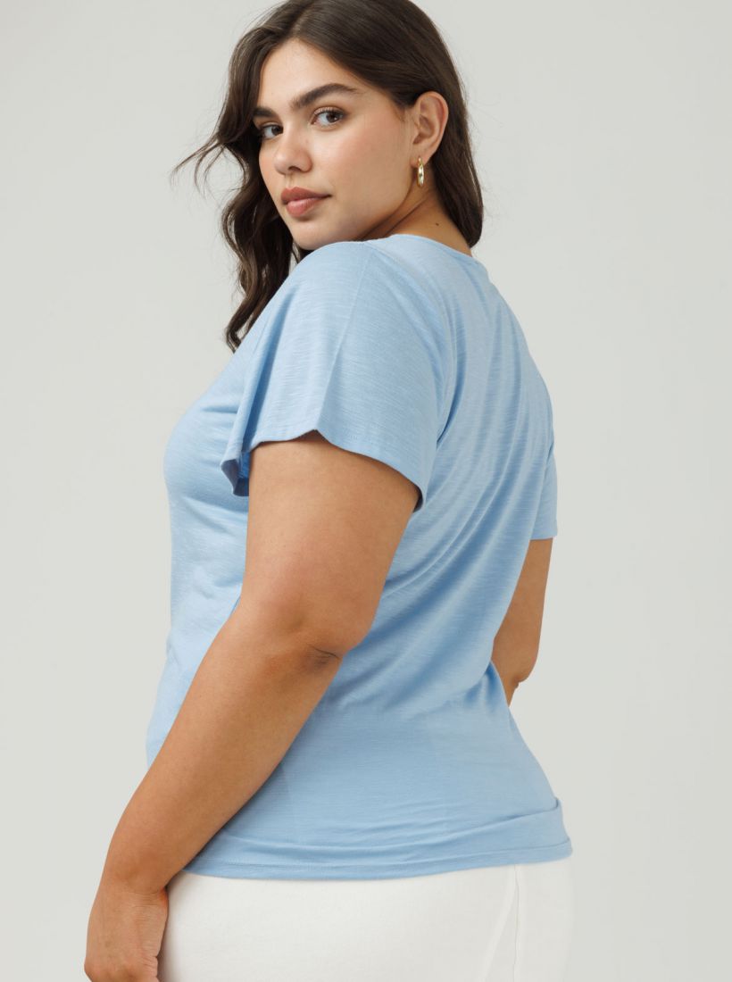 JUMP & ONOT,129.9000,חולצה וי רקמה פרומו,in-stock