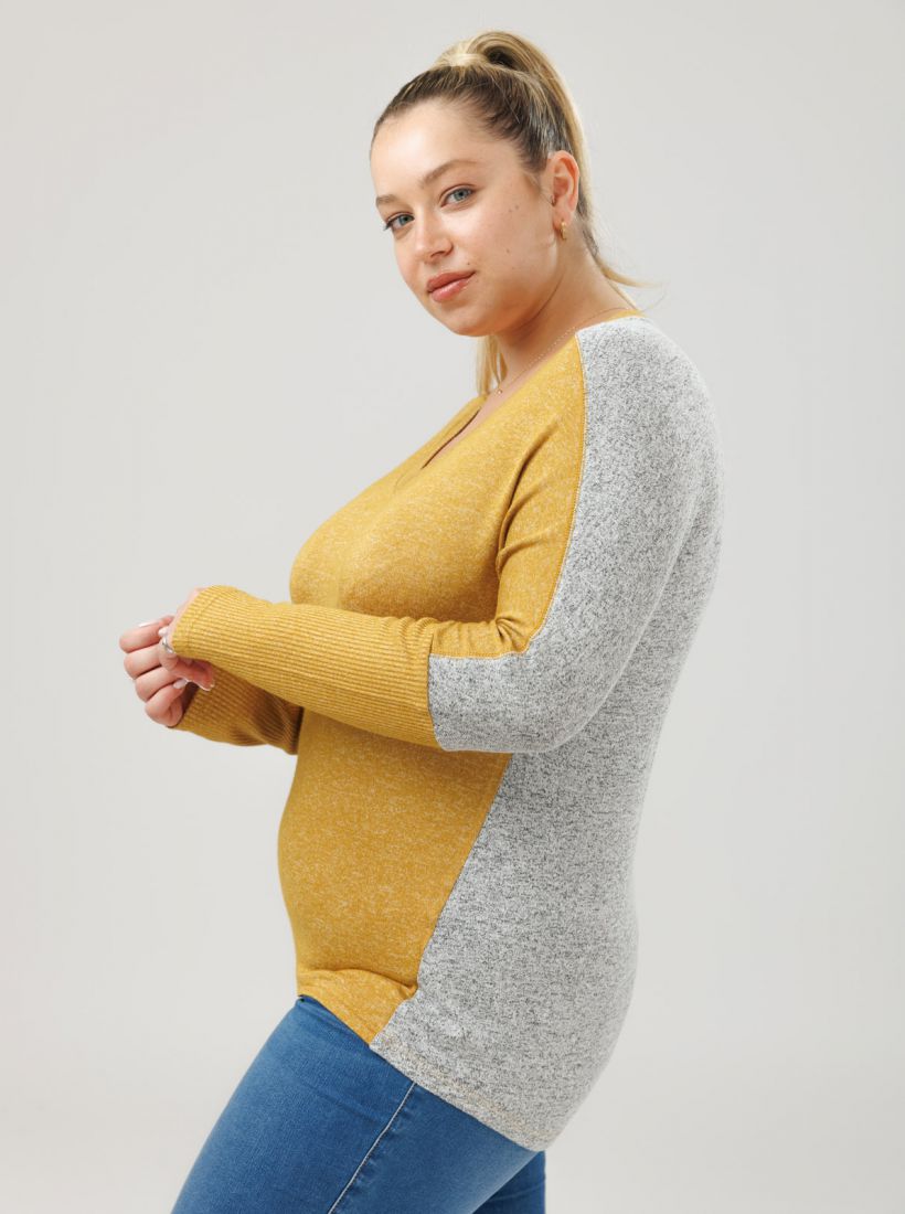 JUMP & ONOT,199.9000,חולצה שילוב צבעים PROMO,in-stock