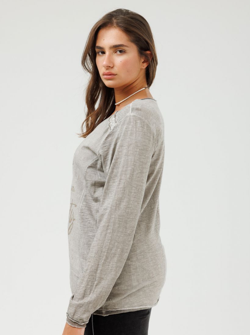 JUMP & ONOT,199.9000,חולצה שילוב בדים דפוס פויל,in-stock