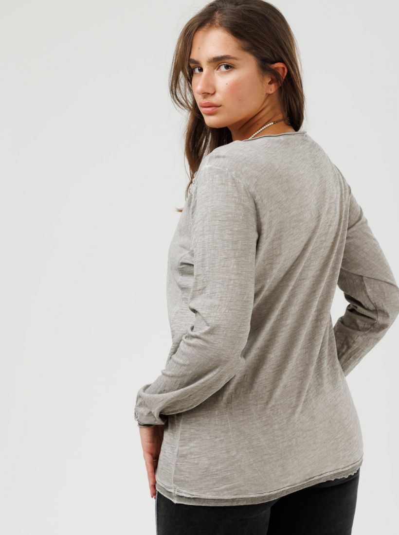 JUMP & ONOT,199.9000,חולצה שילוב בדים דפוס פויל,in-stock