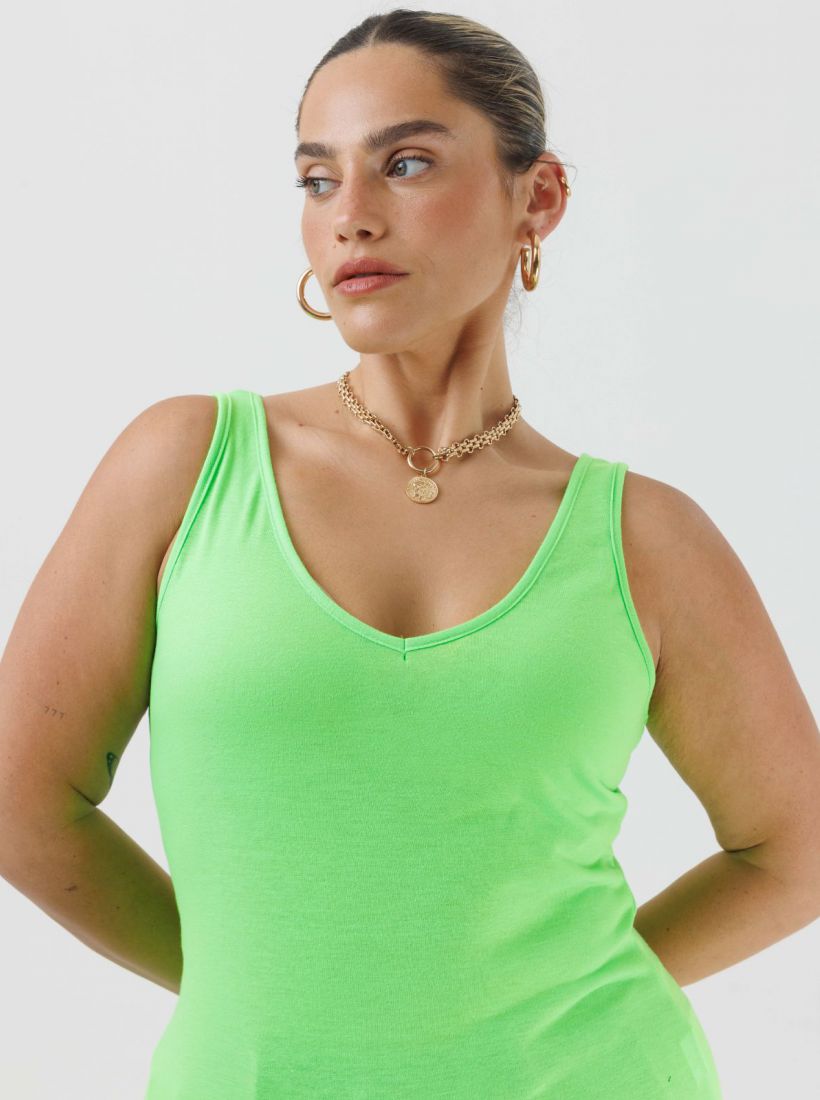 JUMP & ONOT,59.9000,גופיה V פתח בצדדים פרומו,in-stock