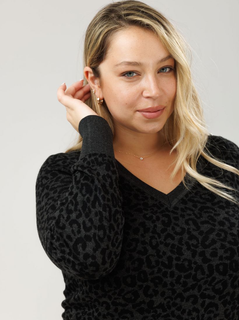 JUMP & ONOT,149.9000,סריג V פרומו,in-stock