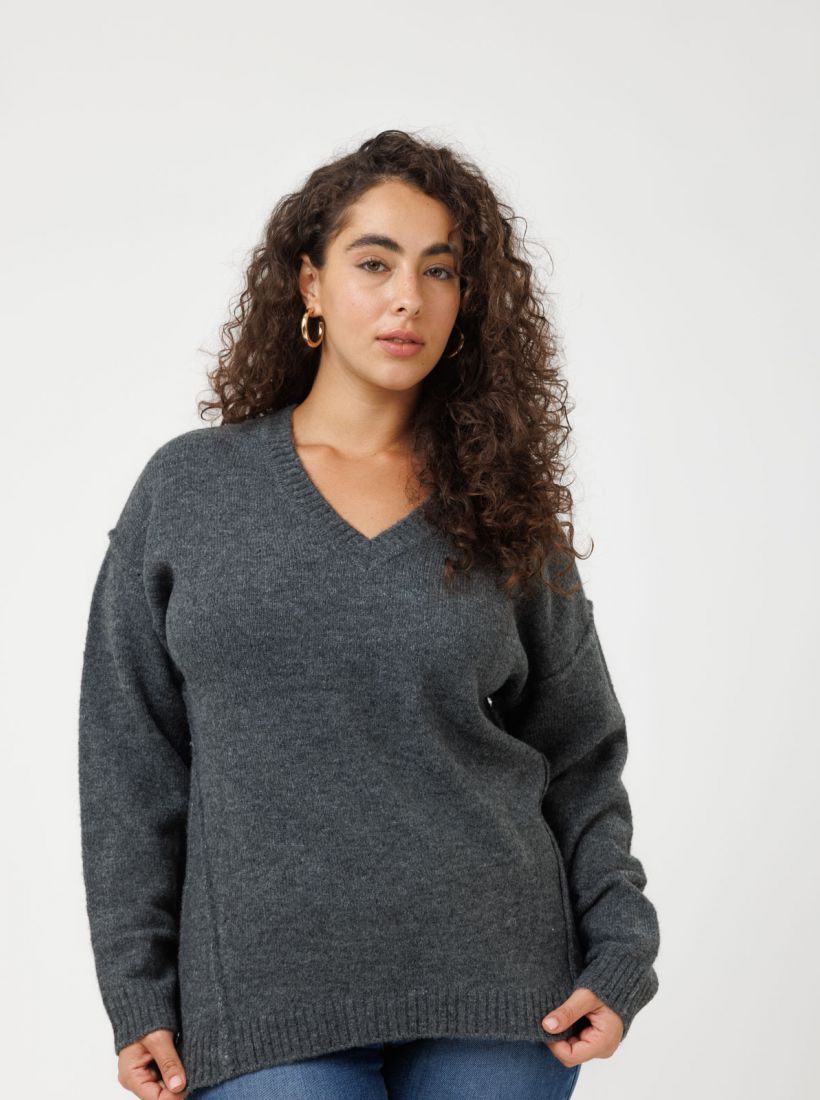 JUMP & ONOT,279.9000,סריג V תיפורים חיצוניים,in-stock