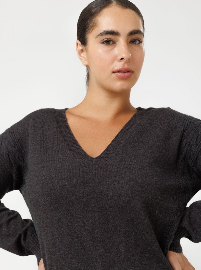 JUMP & ONOT,199.9000,סריג V עיטור צמה פרומו סט,in-stock