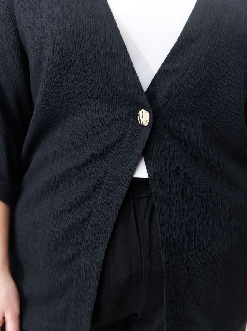 JUMP & ONOT,179.9000,עליונית עיטור כפתורי זהב,in-stock