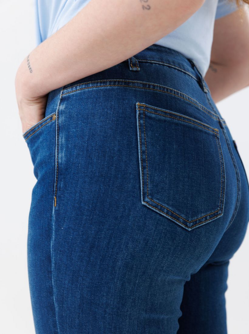 JUMP & ONOT,329.0000,גינס BOOTCUT פרומו,in-stock
