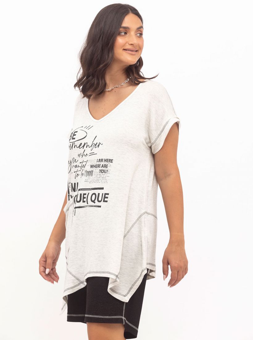 JUMP & ONOT,59.9000,טוניקה מחשוף V עם דפוס,in-stock