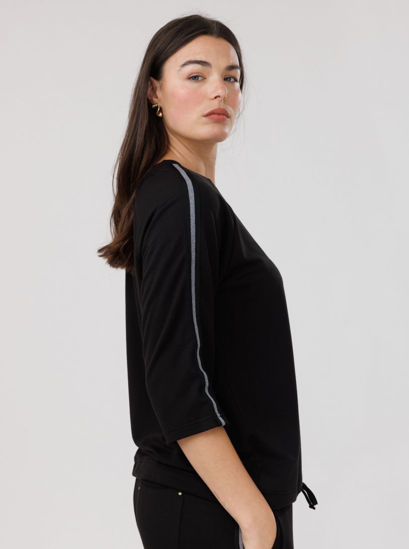 JUMP & ONOT,229.9000,חולצה אימונית דפוס אבנים,in-stock