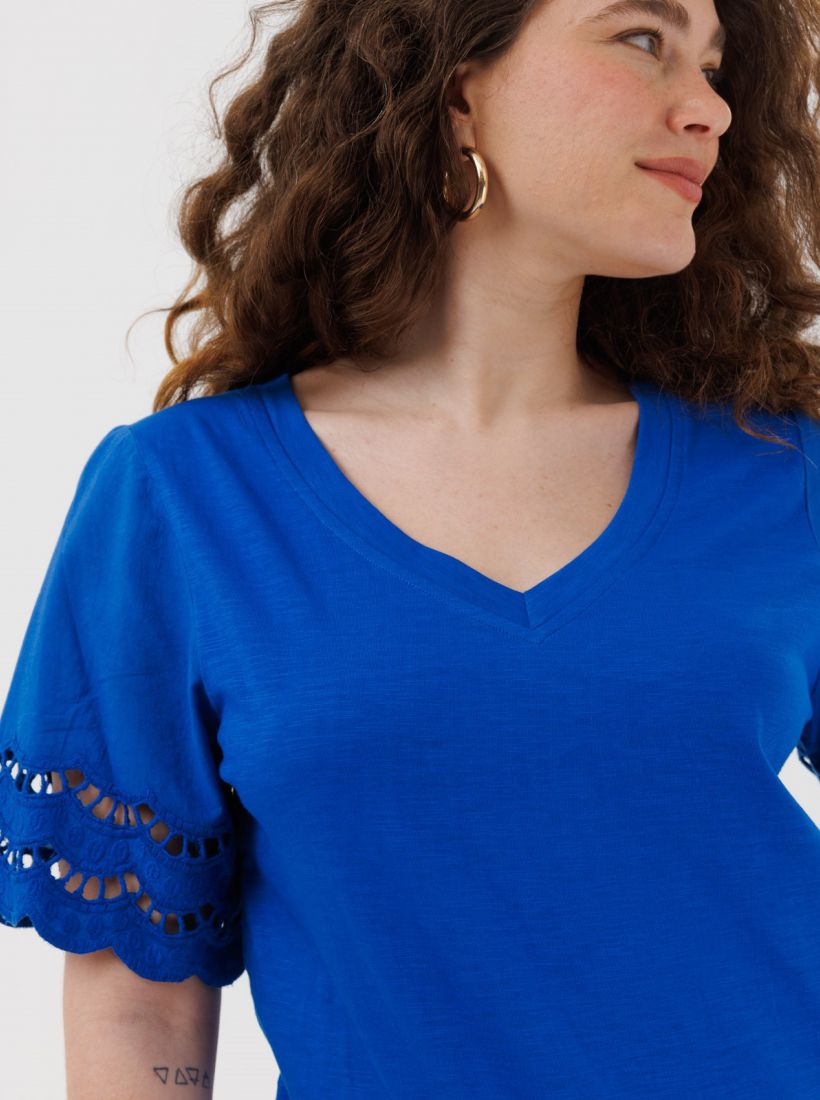 JUMP & ONOT,159.9000,חולצה בורדורה רקמה,in-stock