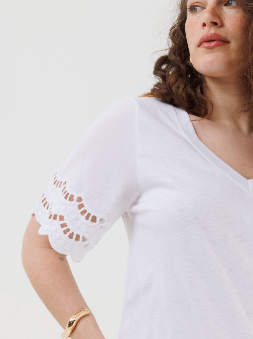 JUMP & ONOT,159.9000,חולצה בורדורה רקמה,in-stock