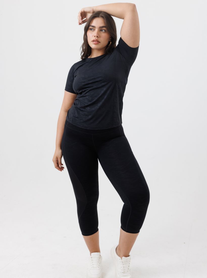 JUMP & ONOT,179.9000,חולצה ספורט חתכים,in-stock