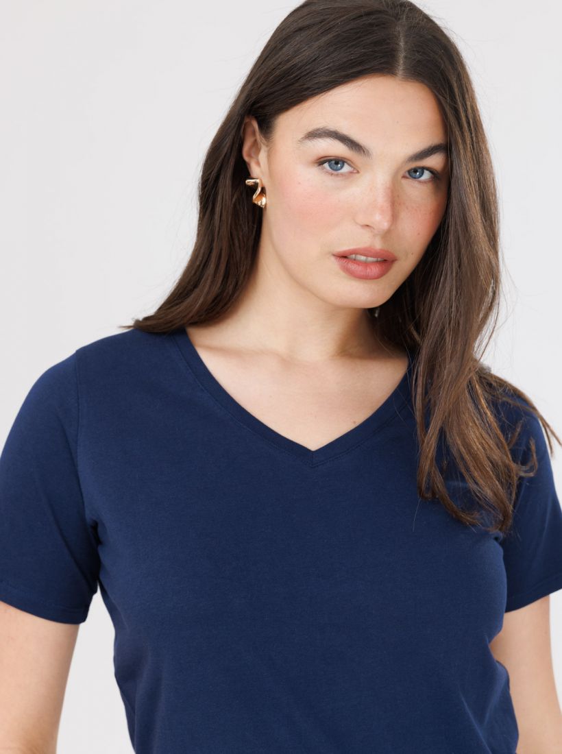 JUMP & ONOT,59.0000,חולצת בייסיק צווארון וי קצר,in-stock