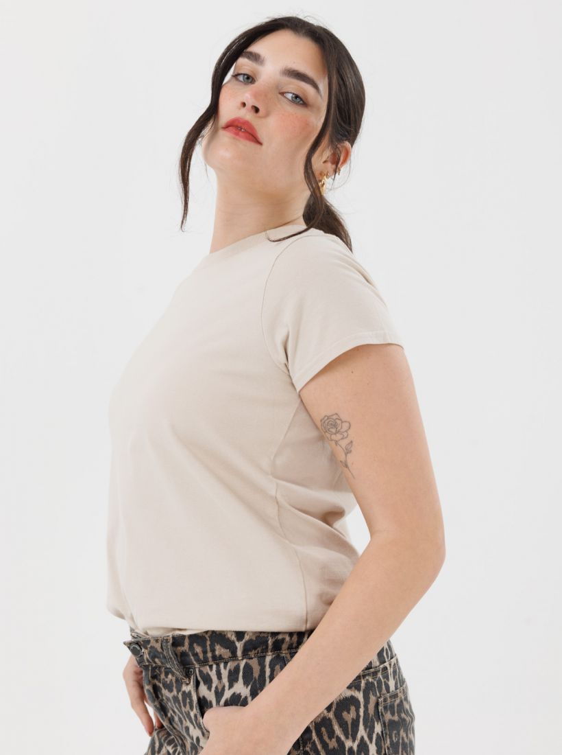 JUMP & ONOT,99.9000,חולצת בייסיק צווארון ניקי קצר,in-stock