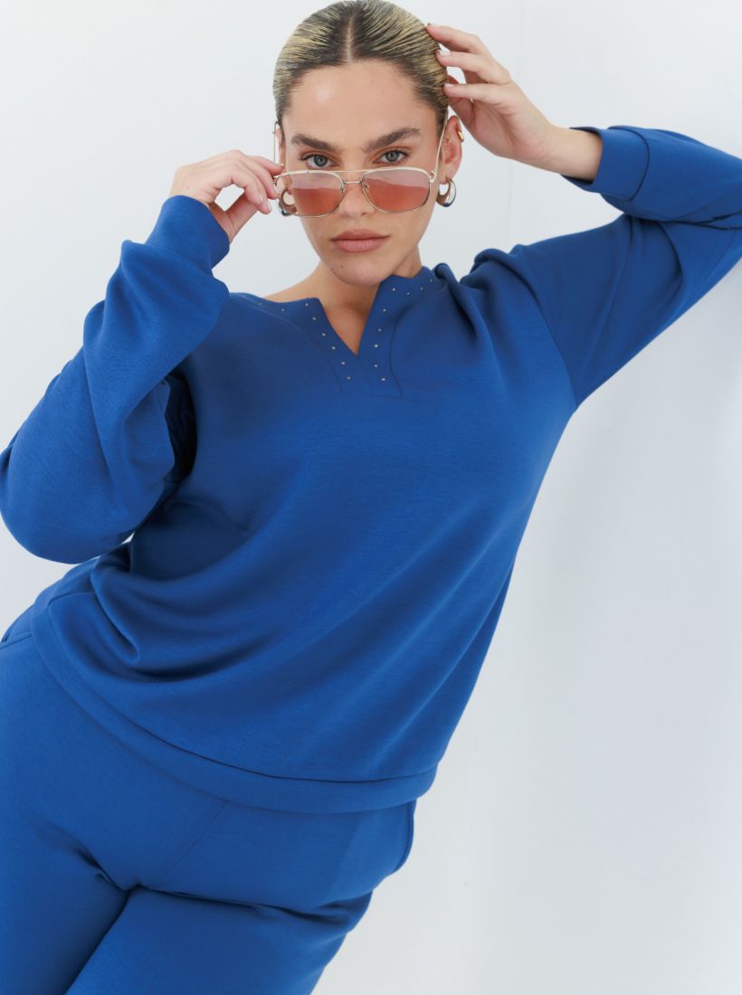 JUMP & ONOT,249.9000,סווטשירט מודל ניטים,in-stock