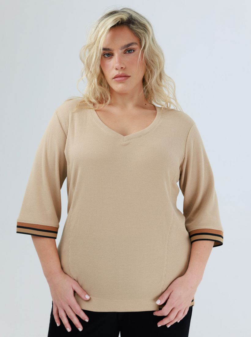 JUMP & ONOT,179.9000,חולצת V עם סרט ריב,in-stock