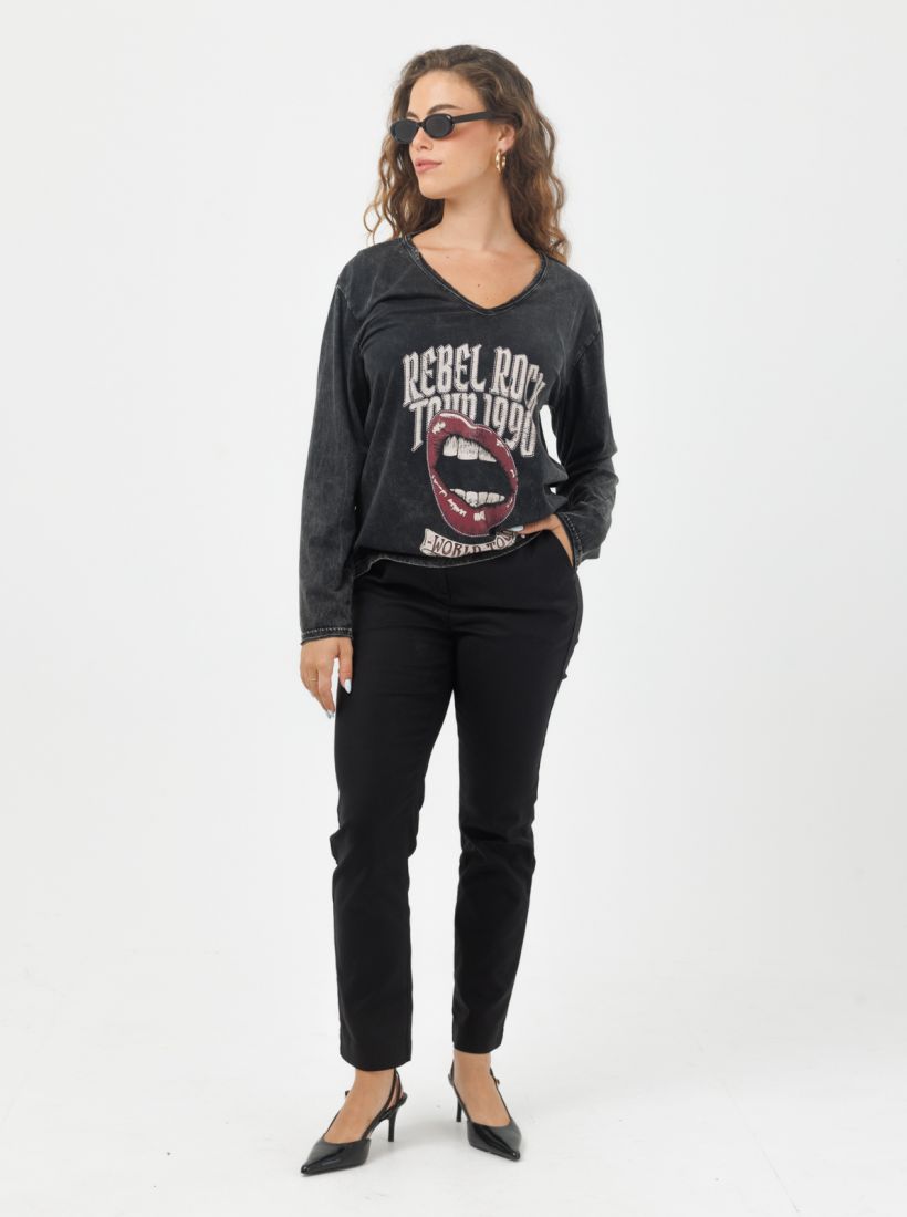 JUMP & ONOT,179.9000,חולצת וי סטייל רוק,in-stock