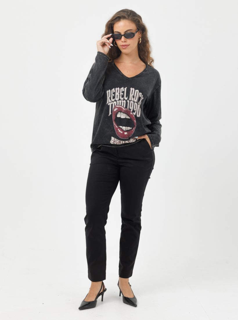 JUMP & ONOT,179.9000,חולצת וי סטייל רוק,in-stock