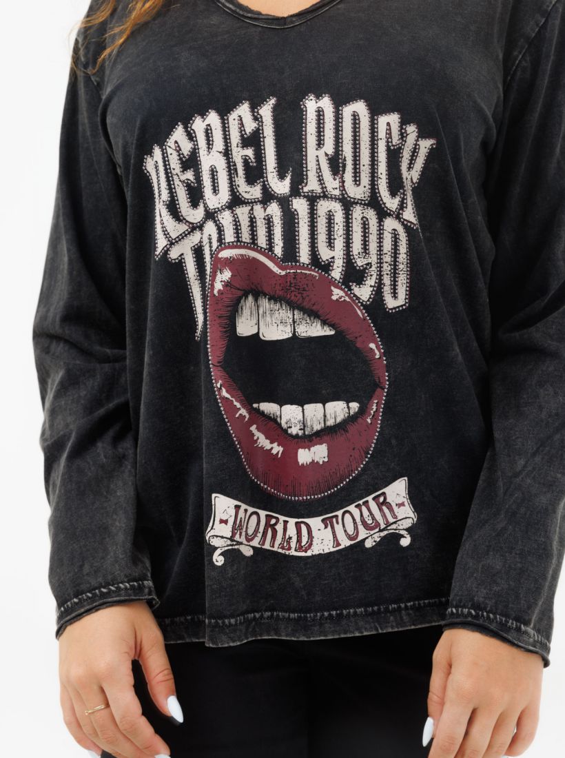 JUMP & ONOT,179.9000,חולצת וי סטייל רוק,in-stock