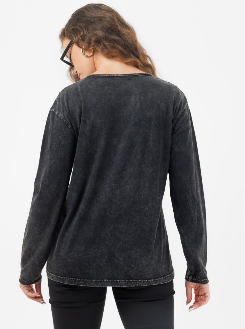 JUMP & ONOT,179.9000,חולצת וי סטייל רוק,in-stock