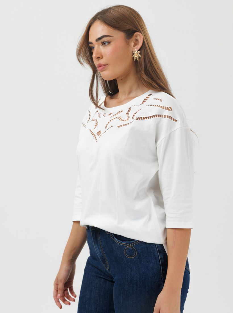 JUMP & ONOT,179.9000,חולצה רקמת לייזר,in-stock