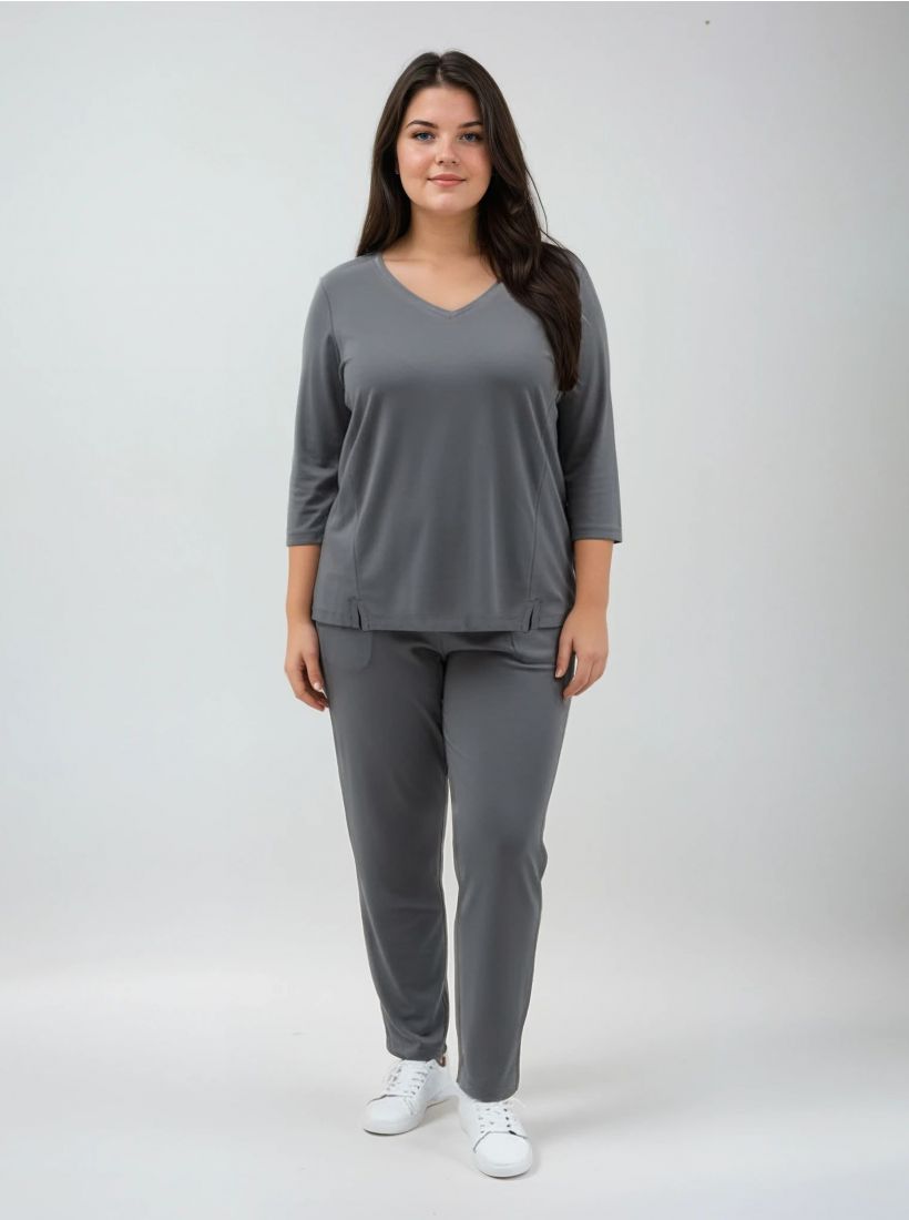 JUMP & ONOT,179.9000,חולצה V עם קוי פרינצס,in-stock