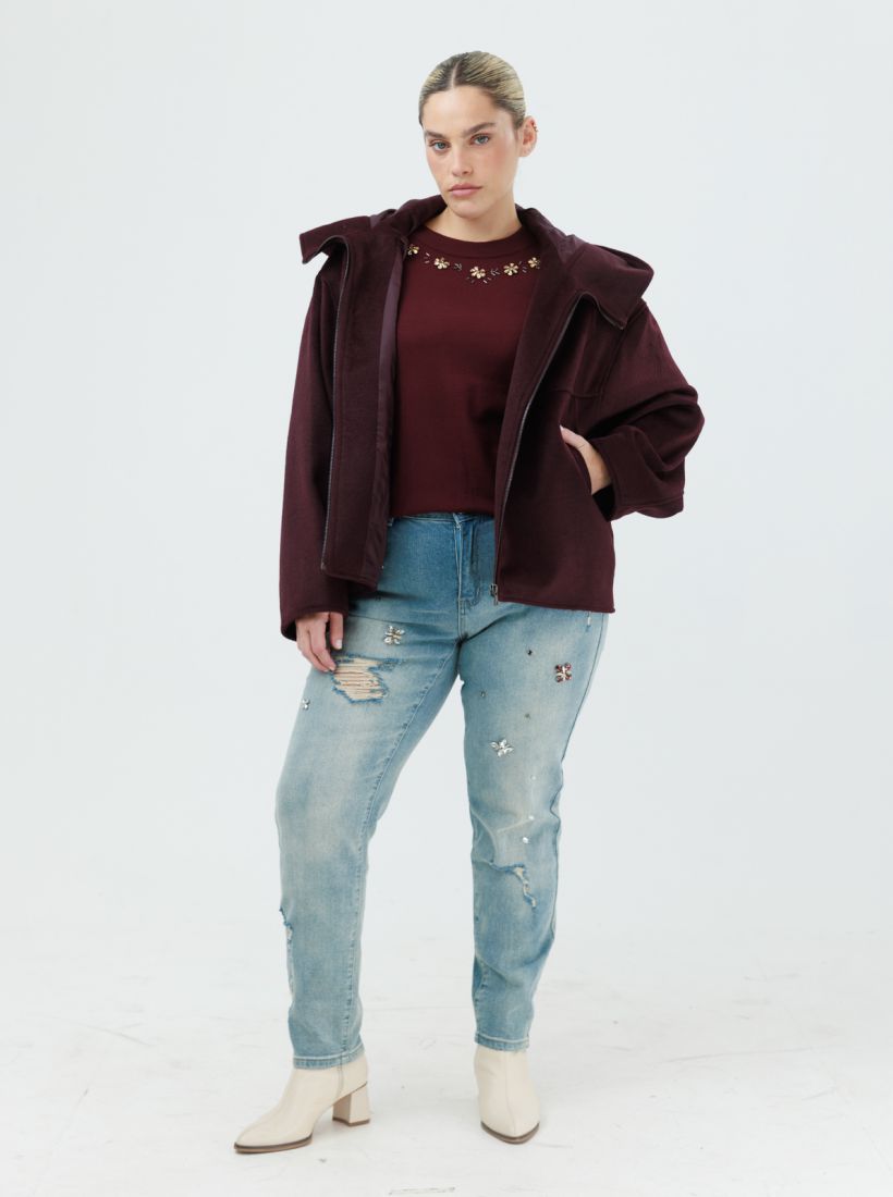 JUMP & ONOT,329.9000,גינס MOM אבנים וקרעים,in-stock