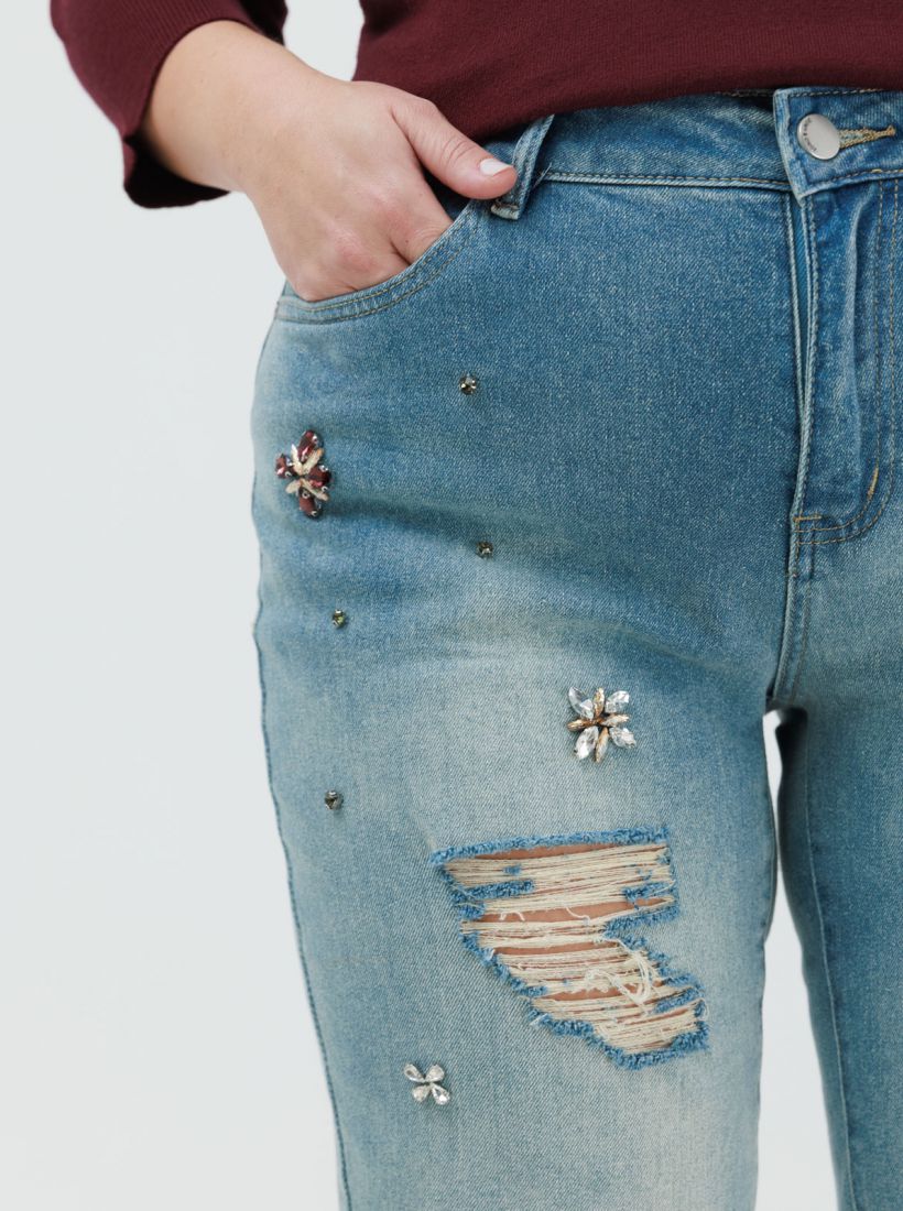 JUMP & ONOT,329.9000,גינס MOM אבנים וקרעים,in-stock