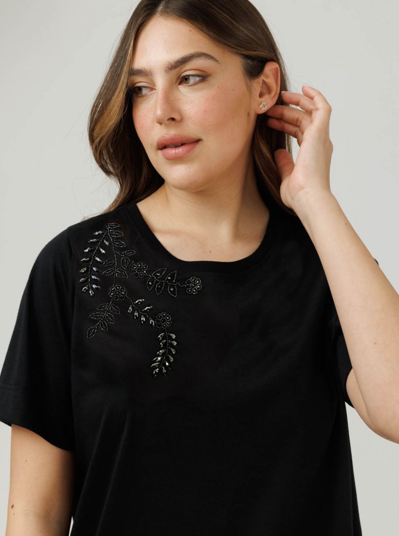 JUMP & ONOT,229.9000,טי שירט רקמה וחרוזים,in-stock