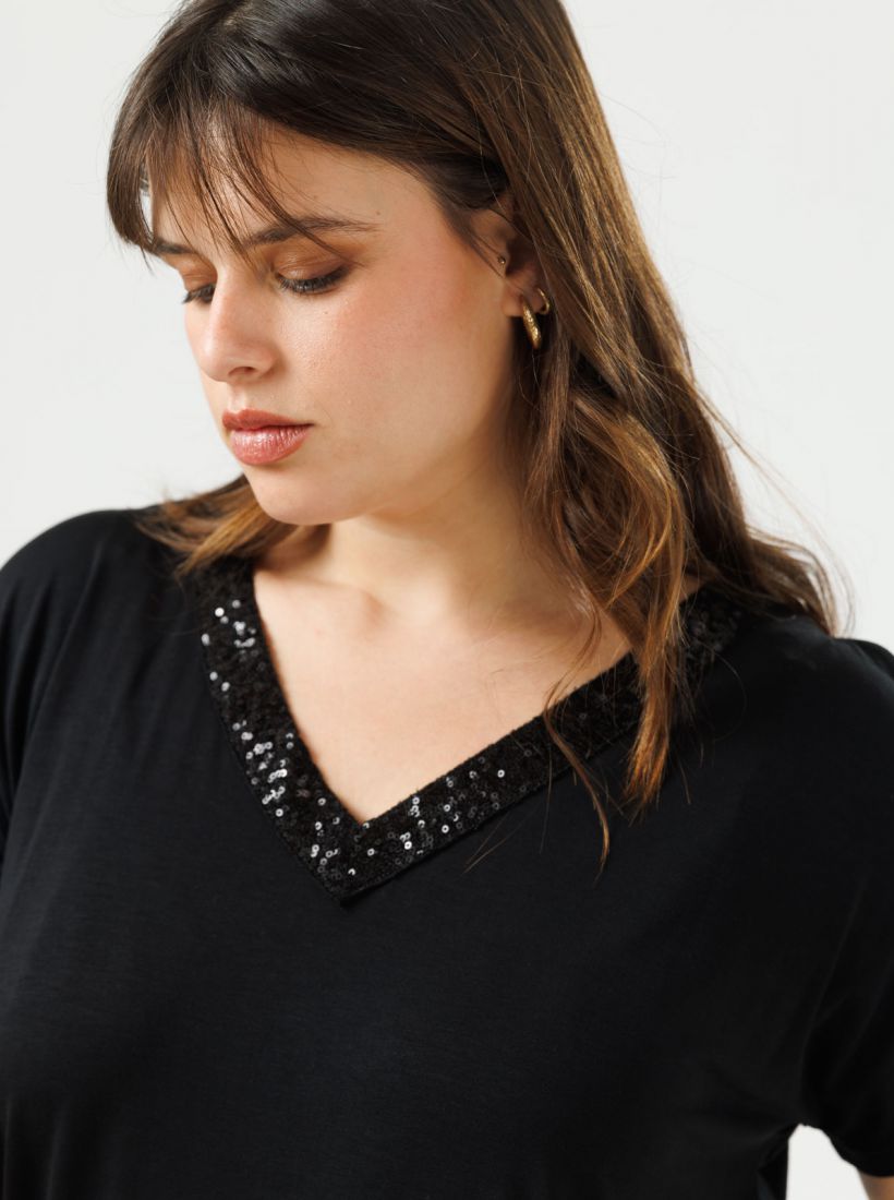 JUMP & ONOT,249.9000,חולצה שילוב פייטים,in-stock