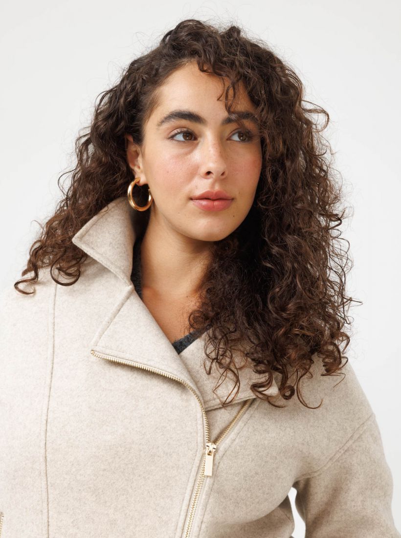 JUMP & ONOT,449.9000,מעיל אופנוענים קצר דמוי צמר,in-stock