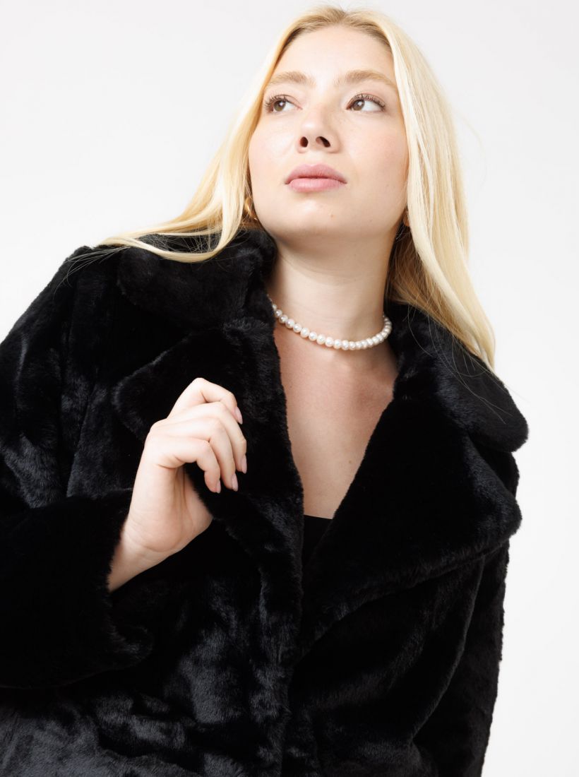 JUMP & ONOT,499.9000,מעיל דמוי פרווה,in-stock