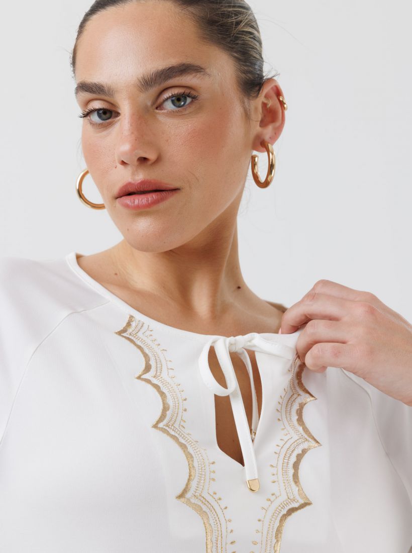 JUMP & ONOT,229.9000,חולצה עם רקמת זהב,in-stock