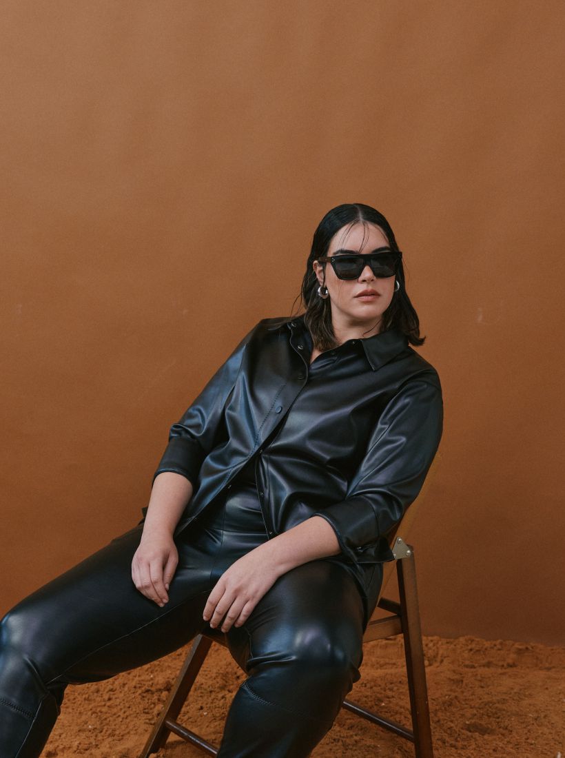 JUMP & ONOT,329.9000,חולצה מכופתרת דמוי עור,in-stock