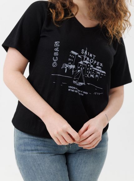 JUMP & ONOT,159.9000,חולצה בסיומת גומי עם דפוס,{quantity_and_stock_status}