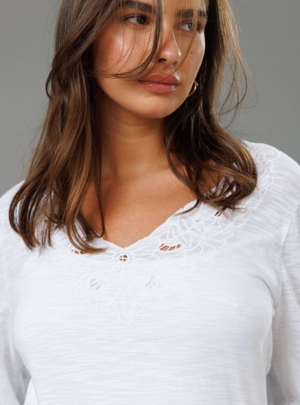 JUMP & ONOT,159.9000,חולצה מפתח רקום,{quantity_and_stock_status}