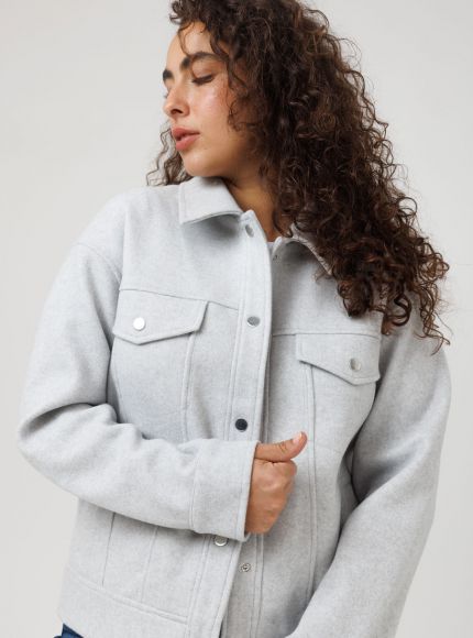 JUMP & ONOT,449.9000,מעיל צמר קצר עם כיסים,{quantity_and_stock_status}