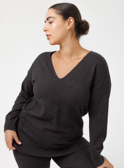 JUMP & ONOT,199.9000,סריג V עיטור צמה פרומו סט,{quantity_and_stock_status}