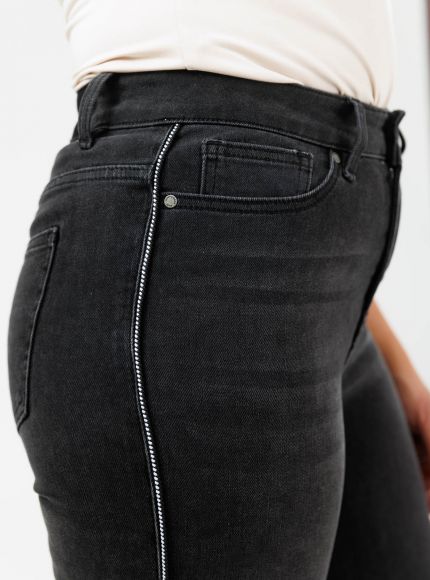 JUMP & ONOT,279.9000,ג’ינס SLIM פס צד,{quantity_and_stock_status}