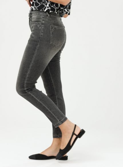 JUMP & ONOT,149.9000,גינס SLIM פרומו,{quantity_and_stock_status}