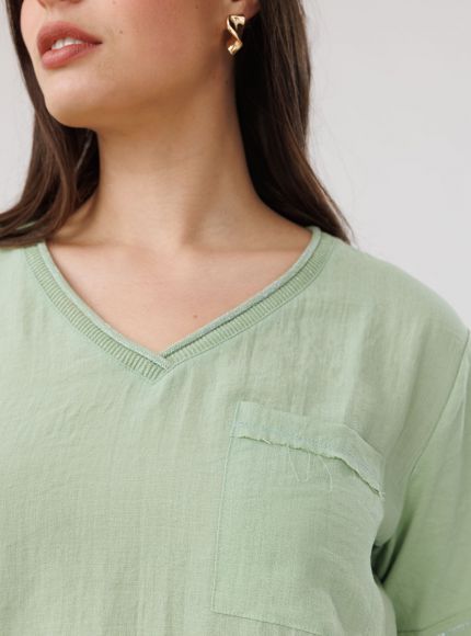 JUMP & ONOT,199.9000,חולצה שילוב בדים V לורקס,{quantity_and_stock_status}