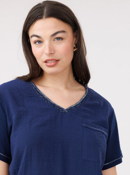 JUMP & ONOT,199.9000,חולצה שילוב בדים V לורקס,{quantity_and_stock_status}